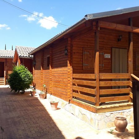 Cabanas De Madera La Florida Arroyo Frio Exterior photo